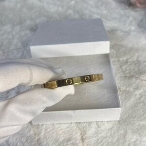 18K Gold plated Bangle Bracelet